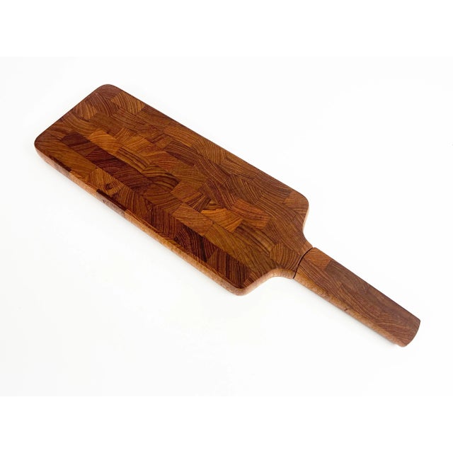 Dansk End Grain Teak Paddle Shaped Serving Board With Built in Knife For Sale In Detroit - Image 6 of 10