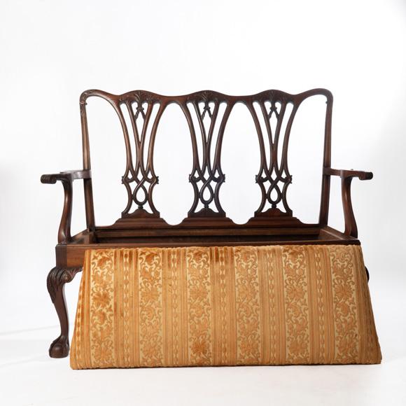 Early 20th Century Chippendale Style Mahogany Ball and Claw Foot Settee For Sale - Image 5 of 9