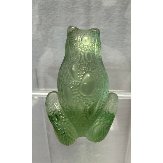Art Nouveau Lalique France Crystal Frog Lime Green Signed Figurine Paperweight Rainette For Sale - Image 3 of 9