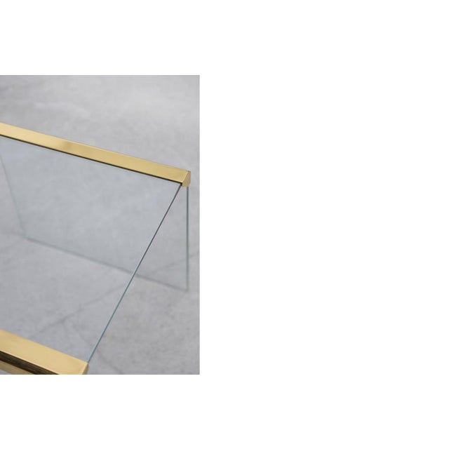 This set of three Waterfall tables was designed by Leon Rosen for the American Pace Collection manufacture during the...