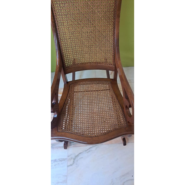 Vintage Lincoln Rocking Chair in Rattan, 1970 For Sale - Image 4 of 6