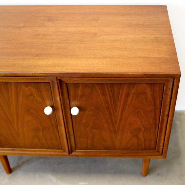 1950s Drexel "Declaration" Walnut Record Cabinet / Small Sideboard Designed by Stewart MacDougall and Kipp Stewart, Attributed For Sale - Image 9 of 10