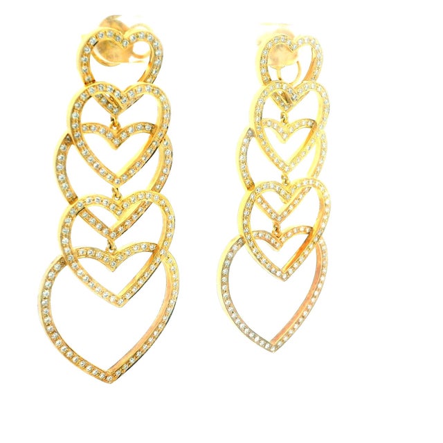 1990s Pair of 18k Gold Diamond Heart Cascade Chandelier Earrings, 3 Carats For Sale - Image 11 of 13