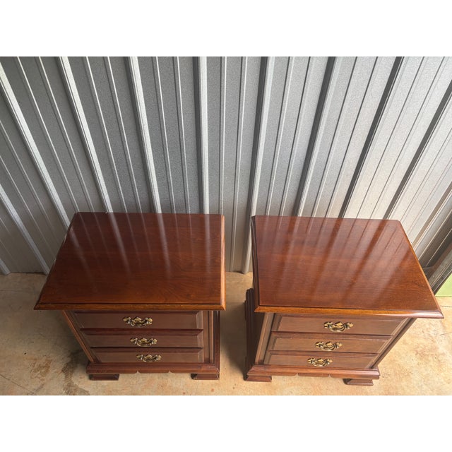 Chippendale 1970s Pair of Lexington 3-Drawer Cherrywood Oversized Nightstands For Sale - Image 3 of 9