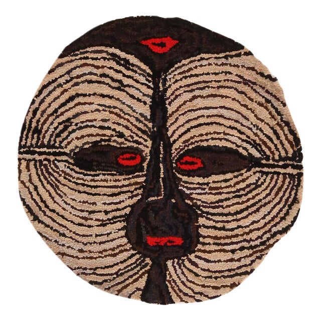 Nazmiyal Collection Vintage American Hooked Round Rug by Alice Black For Sale