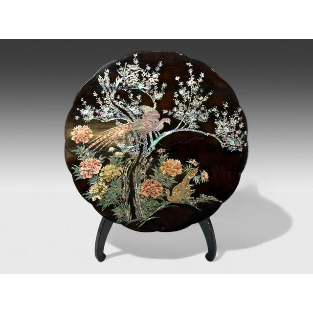 Chinoiserie Chinese Export, Ebonized Wood, Mother-of-Pearl, Center Table, China, 1900 For Sale - Image 3 of 18