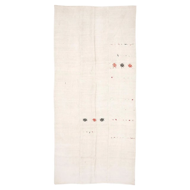 Textile Mid 20th Century Embroidered White Vintage Hemp Kilim For Sale - Image 7 of 7