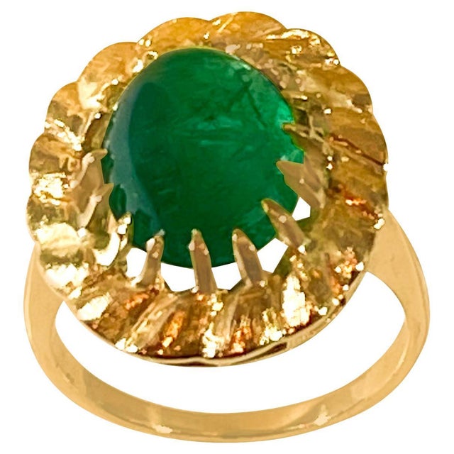 4.5 Carat Oval Emerald Cabochon 14 Karat Yellow Gold Cocktail Ring Vintage For Sale - Image 15 of 18