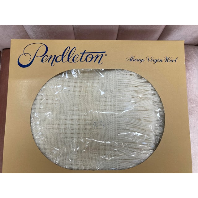 Vintage Pendleton 100% Wool Fringed Throw/Lap Blanket For Sale - Image 9 of 11