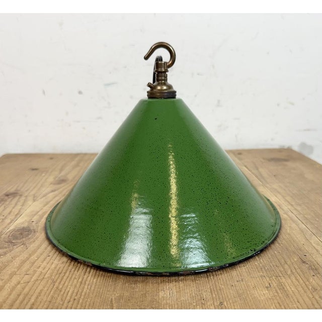 British Industrial Green Enamel Factory Pendant Lamp, 1950s For Sale - Image 10 of 15