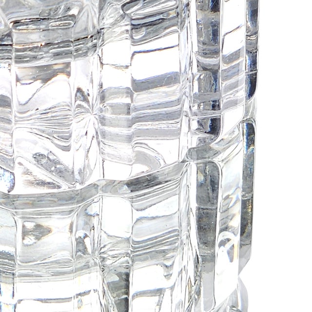 Transparent Soviet Brutalist 24% Lead Crystal Vase Cubist Hand-Cut Geometric Design Ussr Modernist Glass For Sale - Image 8 of 10
