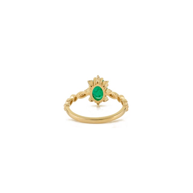 Green 14k Gold 1.23 Carat Emerald Sunburst Diamond Heirloom Ring Size 7 For Sale - Image 8 of 13