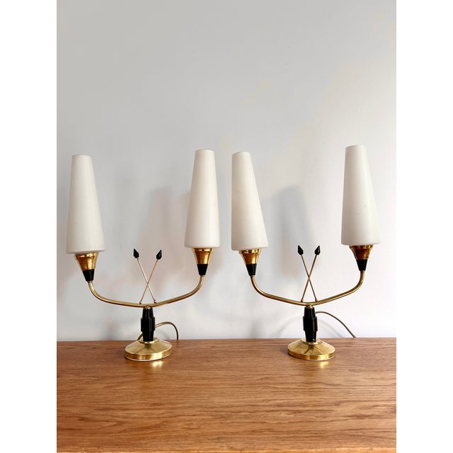 Vintage Table Lamps in Brass and Opaline, 1950s, Set of 2 For Sale - Image 13 of 13