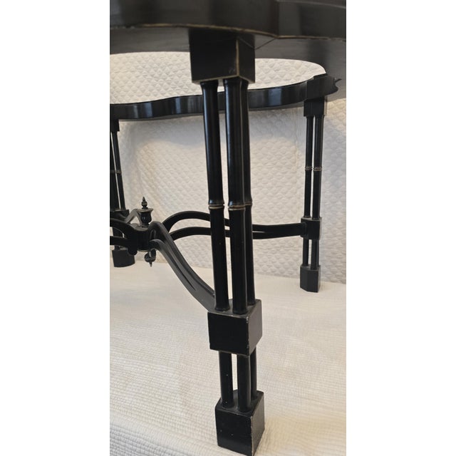 Black Antique English Regency Black Lacquered Table With Chinoiserie Floral Decoration (?) For Sale - Image 8 of 9