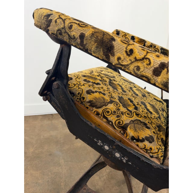 Rare Bigelow St. Louis Mechanical Barber / Medical Chair, Circa 1890–1905 For Sale - Image 18 of 18