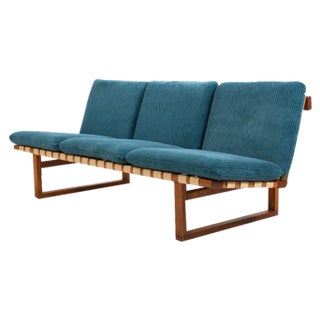 Model 211 Sofa by Børge Mogensen for Fredericia, 1950s For Sale