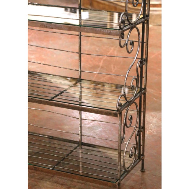 Mid-Century French Wrought Iron Four-Tier Baker's Rack With Brass Accents For Sale In Dallas - Image 6 of 12