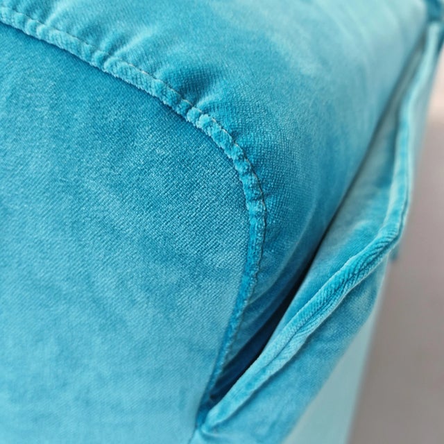 Large Modular Sofa in Light Blue Velvet by Vico Magistretti for Cassina, 1980s, Set of 8 For Sale - Image 9 of 18