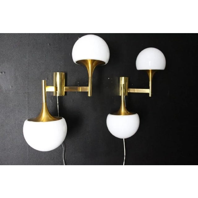 Metal Mid-Century Modern Sconces in Brass & White Glass by Sciolari for Stilnovo, 1960s, Set of 2 For Sale - Image 7 of 13