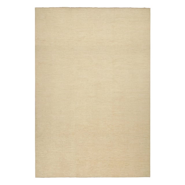 Hand-knotted in wool, this 13x19 contemporary rug in beige as an addition to the Rug & Kilim Textural Collection, is an...