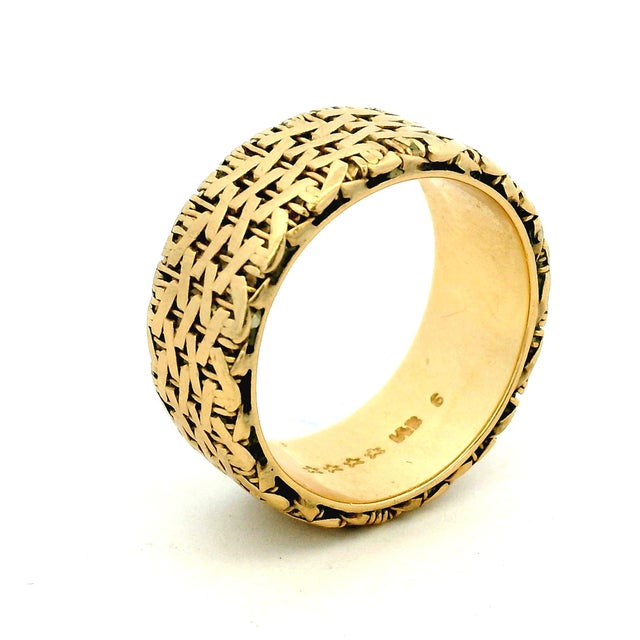 Gold Vintage 14k Gold Basket-Weave Cigar Band Ring, Size 9 For Sale - Image 8 of 9