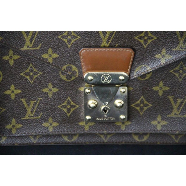 Monceau Shoulder Bag from Louis Vuitton, 1990s For Sale - Image 4 of 18