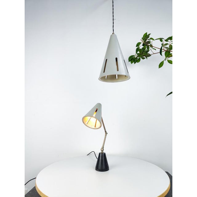 Mid-Century Modern Mid-Century Pendant and Desk Light Solar Series by H. Th. J. A. Busquet for Hala Zeist, 1950s, Set of 2 For Sale - Image 3 of 8