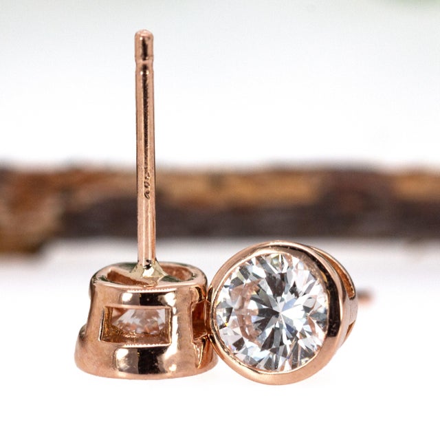 Metal Bezel Setting Lab-Grown Diamond Solitaire Studs in Solid 14k Rose Gold | Rd 5mm For Sale - Image 7 of 7