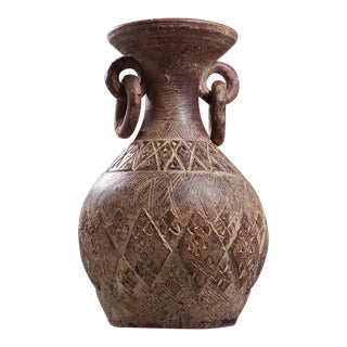 Mid 20th Century Latin American Clay Vase With Rings Handles For Sale