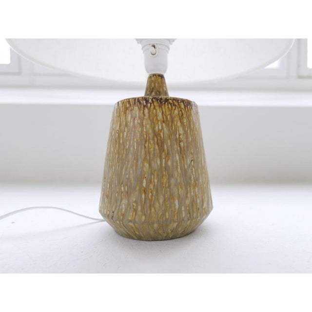 Ceramic Mid-Century Modern Earth Tone Ceramic Table Lamp by Gunnar Nylund for Rörstrand, Sweden, 1950s For Sale - Image 7 of 12