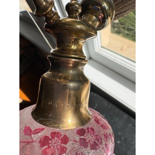 Art Nouveau Early 1900s Baccarat Eglantier (Wild Rose) Pattern Perfume Atomizer For Sale - Image 3 of 9