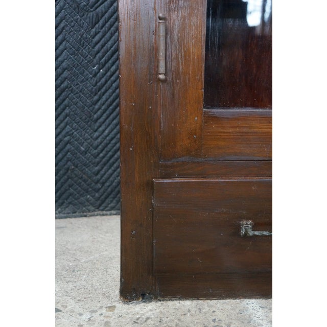Antique Mission Oak Arts & Crafts Triple Bookcase Curio Display Cabinet 61" For Sale - Image 4 of 15