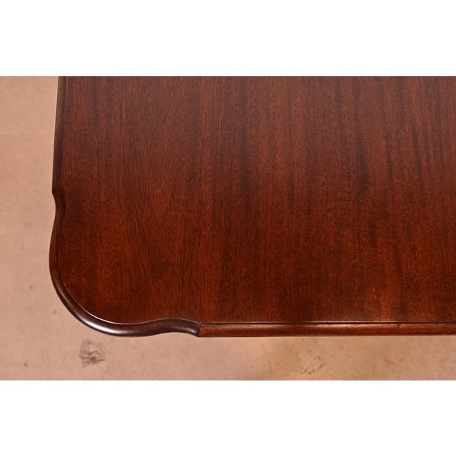 Romweber Style Chippendale Carved Mahogany Extension Dining Table, Newly Refinished For Sale - Image 10 of 18