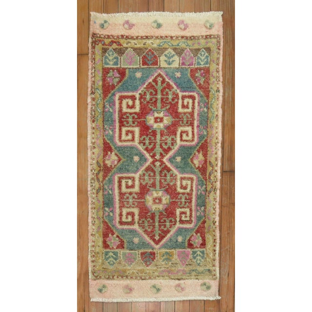 Mid 20th Century Pink Pop Turkish Rug, 1'8'' X 3'4'' For Sale - Image 4 of 4