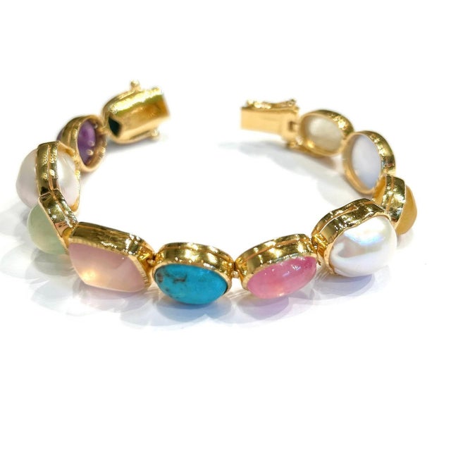 Bochic “Capri” Pink Quartz, Peridot & Agate Bracelet / Bangle Set In 18K Gold & For Sale In New York - Image 6 of 12