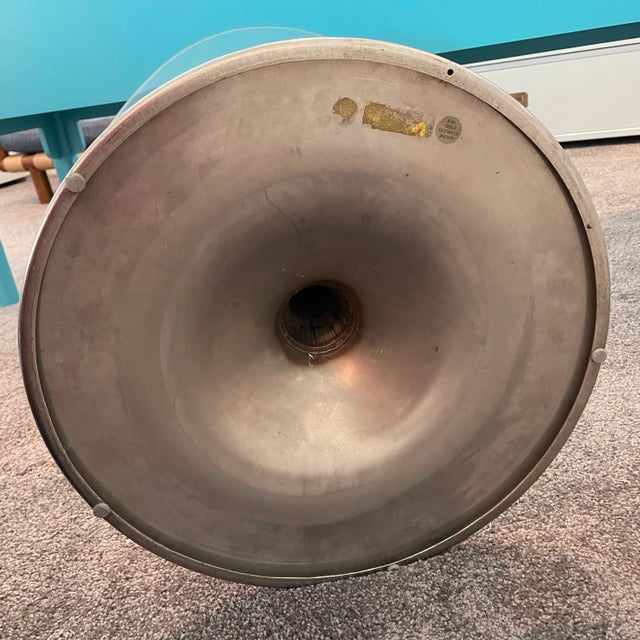 Charles Hollis Jones 1970s Acrylic Lucite Shell Swivel Chairs on Tulip Bases - a Pair For Sale - Image 4 of 10