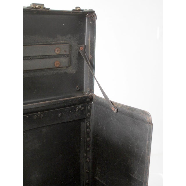 Antique Industriel Utility Tool Box For Sale - Image 11 of 13
