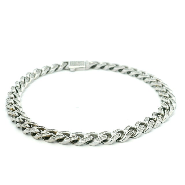Modern Men’s 14k White Gold 6.5 Carat Diamond Pavé Link Bracelet For Sale - Image 3 of 11