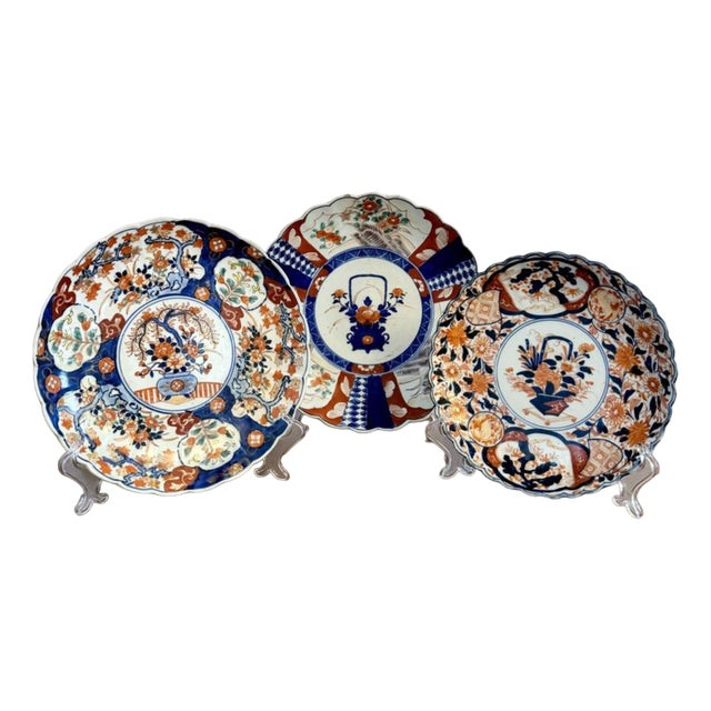 Large Antique Japanese Imari Plates, 1900, Set of 3 For Sale