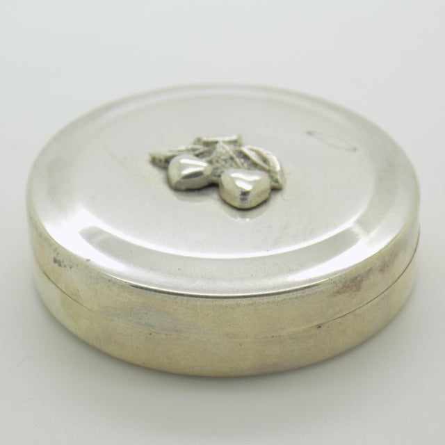 Vintage Italian Handmade 925 Sterling Silver Pill Snuff Trinket Box, Alessandria, 1970s For Sale - Image 4 of 17