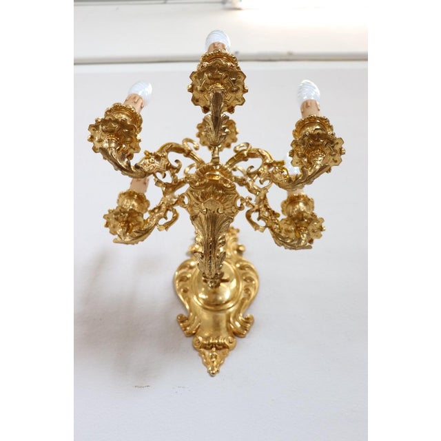 Sconces in Gilded Bronze with Five Bulbs Each, Set of 2 For Sale - Image 10 of 17