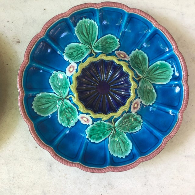 Ceramic 1875 Worcester English Majolica Strawberry Plate For Sale - Image 7 of 11