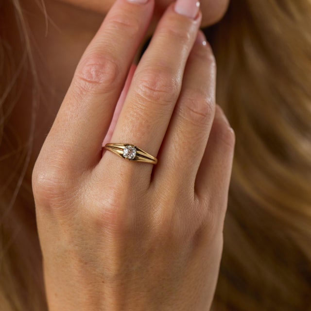 19th Century Victorian Old Mine Cut Diamond 14k Yellow Gold Solitaire Ring, Size 7.5 For Sale - Image 4 of 5