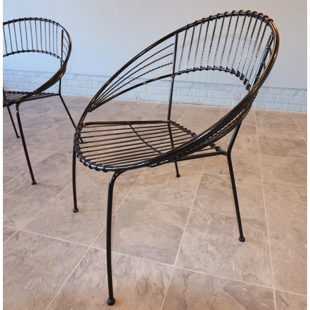 Mid-Century Modern Pair of Mid-Century Modern Wrought Iron Hoop Lounge Chairs, C. 1950s–1960s For Sale - Image 3 of 14