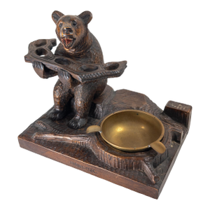 Early 20th Century German Black Forest Pipe Holder Ashtray With Bear