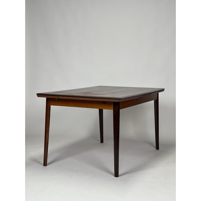 Scandinavian Rosewood Table, 1960s, in Very Good conditions. Designed 1960 to 1969