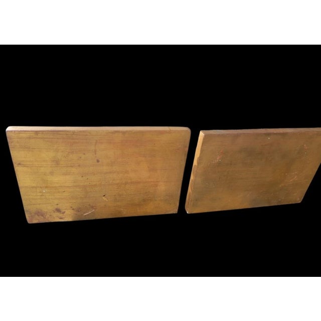 A wonderful pair of off white and gold fluted wall shelf brackets. The brackets have such pretty details with a fluted...