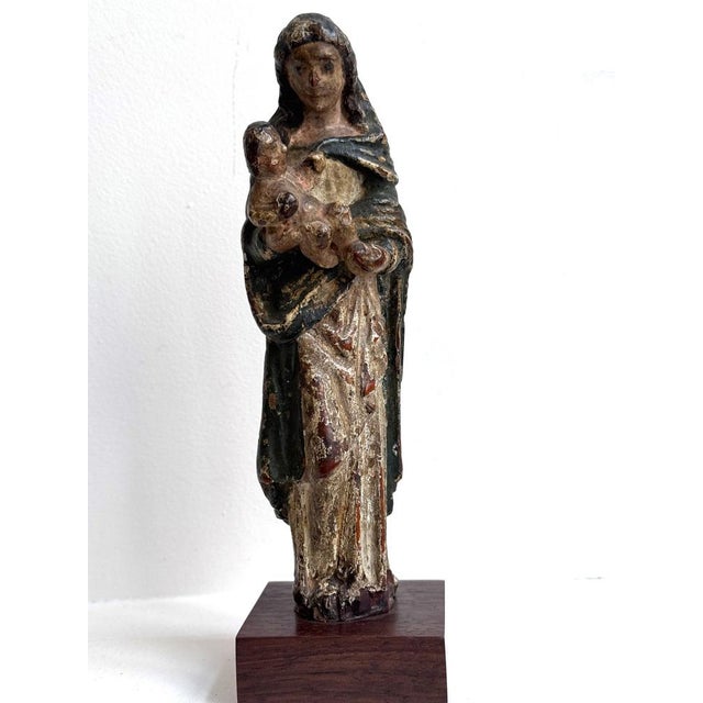 18th-century school Very beautiful Virgin and Child, carved and polychrome wood. from a private mansion in the South of...