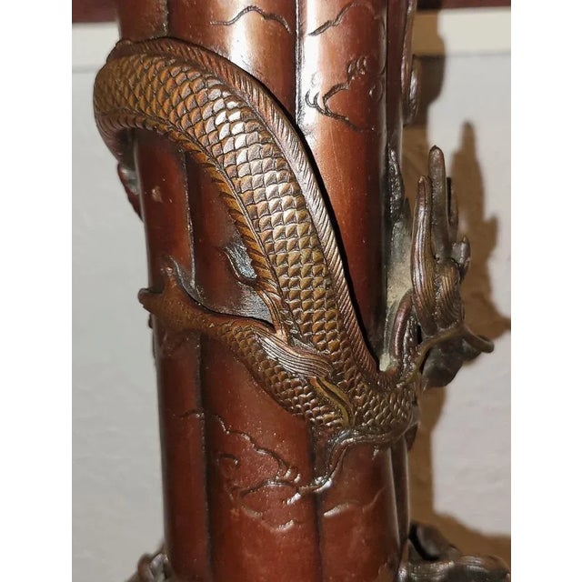 Meiji Period High Quality Japanese Bronze Vase by Yoshida Zo For Sale - Image 11 of 12
