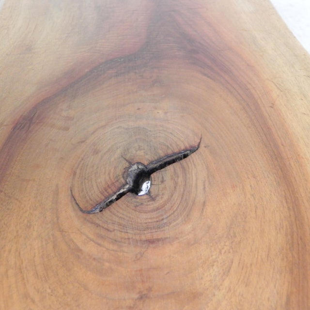 Height: 32 cm. Width: 75 cm. Depth: 36 cm. Dimensions of the top: 4 x 30 x 68 cm. Origin: Belgium, 1960s. Material: wood.